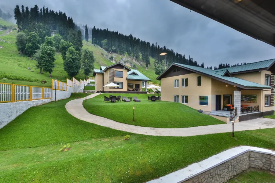 Hotel Pine Spring Gulmarg